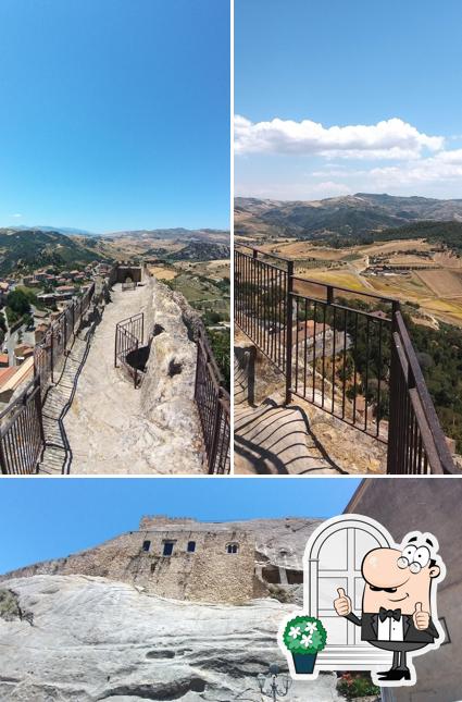 Gli esterni di Bar al Castello