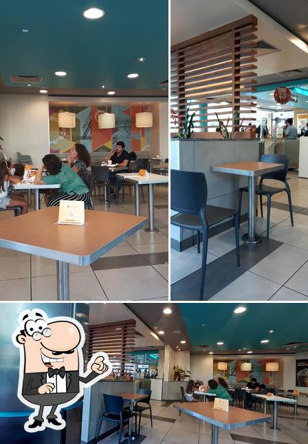 O interior do McDonald's