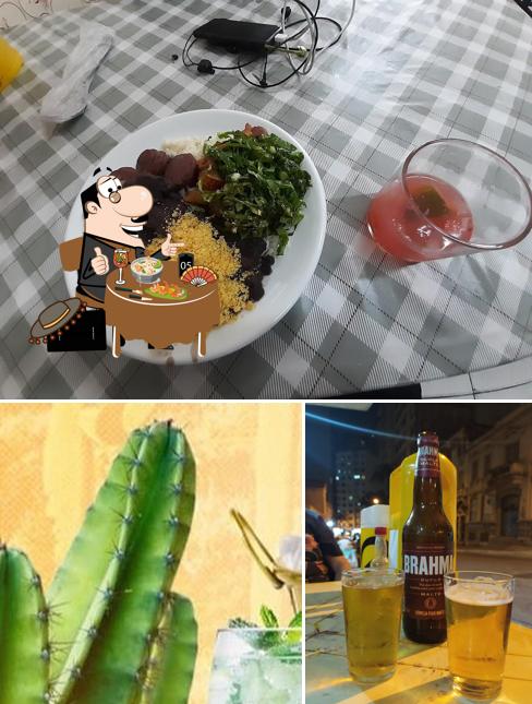 Entre la variedad de cosas que hay en Bar Mandacaru también tienes comida y cerveza