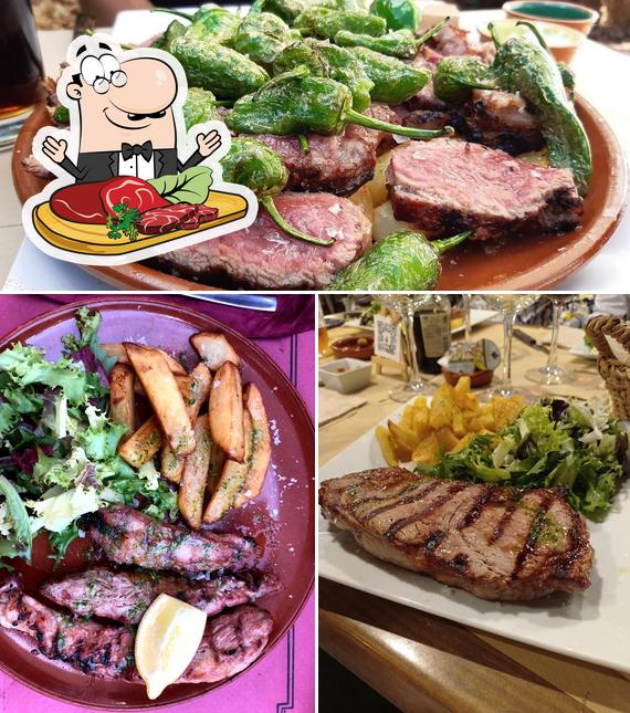 Pick meat dishes at Restaurante FONOLL GRILL
