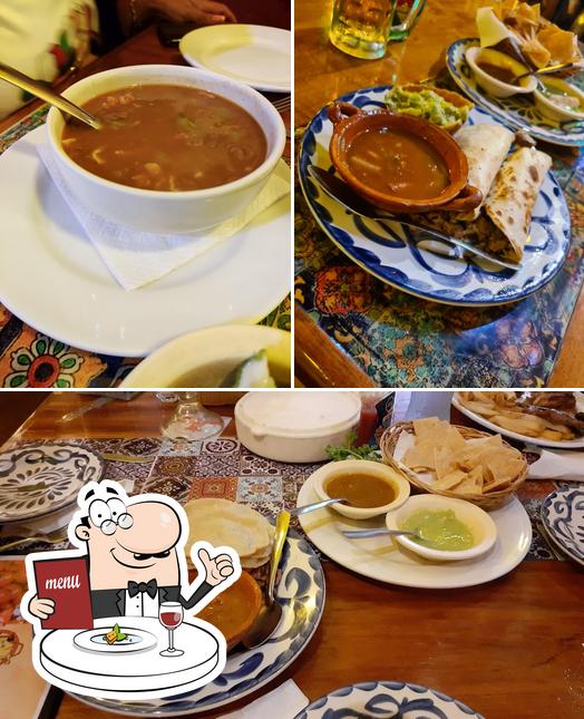 Meals at La Parrilla Cancún