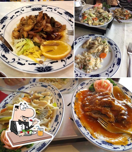 Meals at Chinees Restaurant De Rozenberg