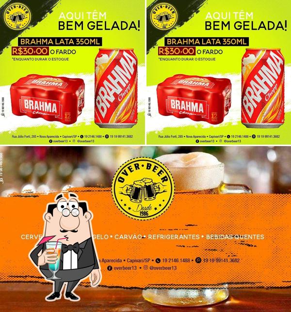 A imagem da bebida e comida no OVER BEER