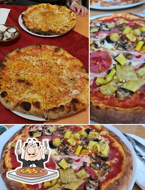 Try out pizza at Pizzeria Taverna Telesina