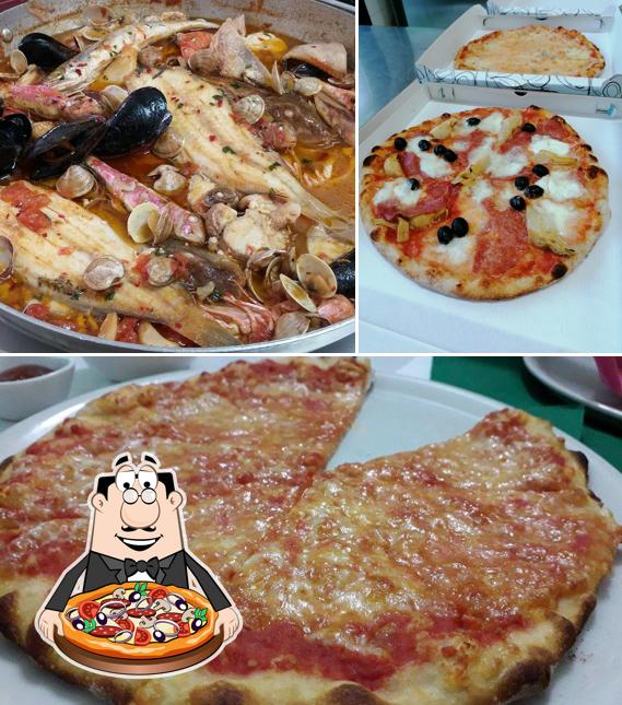 Scegli tra le svariate varianti di pizza