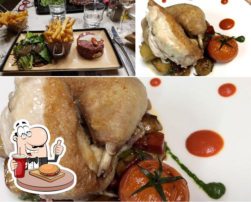 Try out a burger at Restaurant Le J