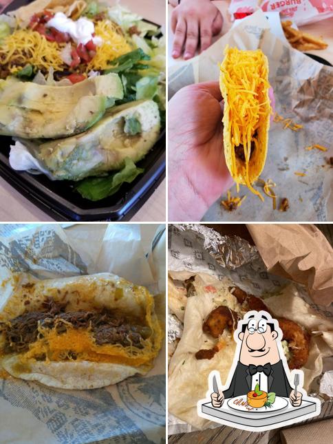 Food at Del Taco