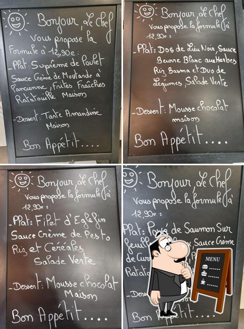 Le Rétro presents a blackboard menu