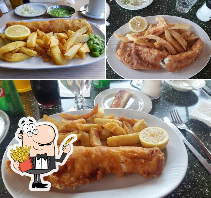 Lambros Fish Kebab House Dhekelia In Royaume Uni Restaurant Reviews   C6a6 Restaurant Lambros Fish And Kebab House Chips 