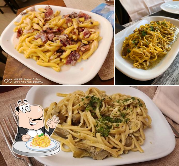 Spaghetti alla carbonara al Trattoria Norma Gestione Capitanelli Di Mosca Adriana