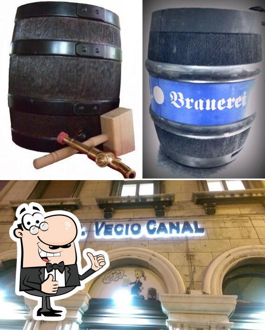 Взгляните на снимок паба и бара "Vecio Canal"