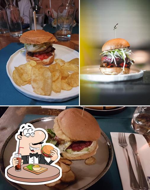 Bestellt einen Burger bei Burici