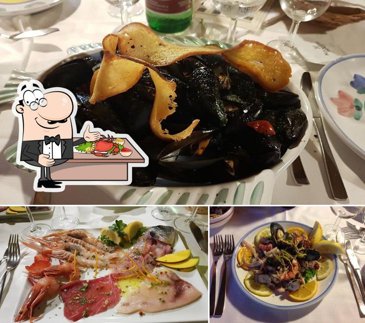 Get seafood at La Capannina Ristorante Pizzeria