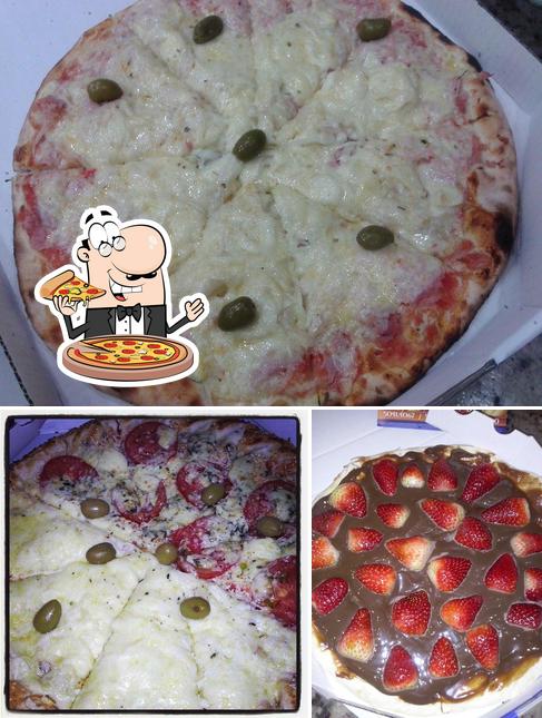 Peça pizza no La Torrelli Pizzaria