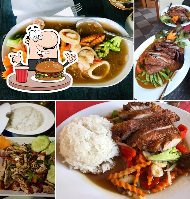 Essayez un hamburger à Khun-Pim Thai-Restaurant