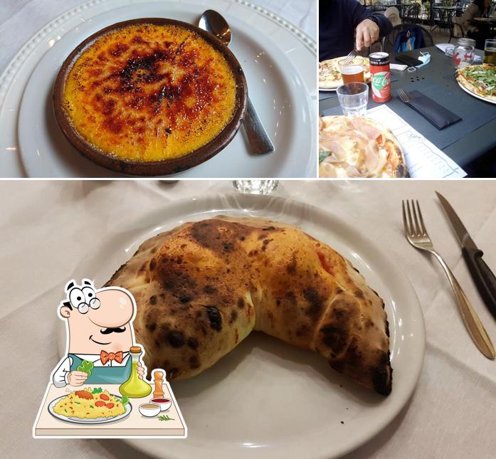 La foto della cibo e tavolo da pranzo di La Duchessa Pizzeria Ristorante