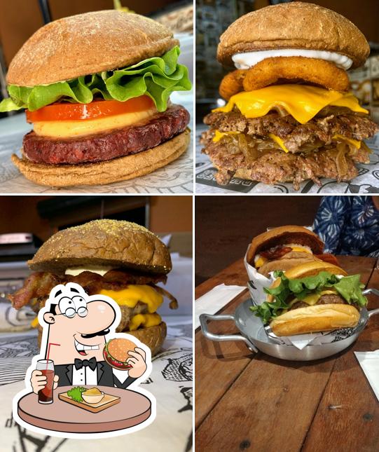 Peça um hambúrguer no Rick Burger Brasil Foods