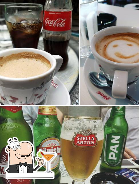 Goditi un drink dal menu