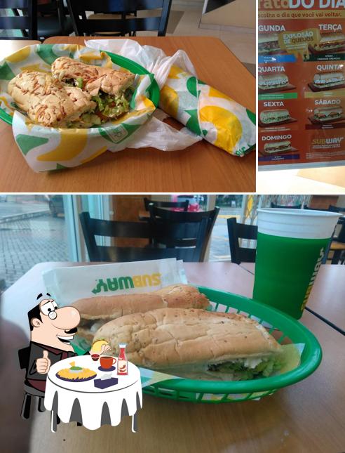 Peça um hambúrguer no Subway