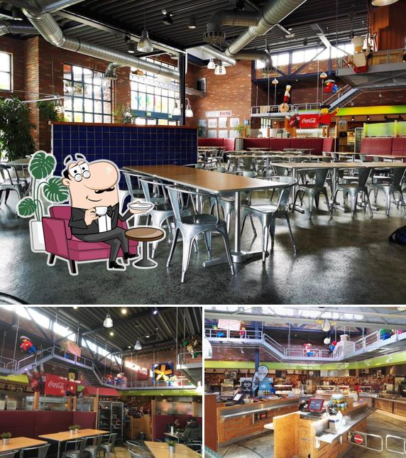 The interior of City Restaurant - Markthalle im LEGOLAND