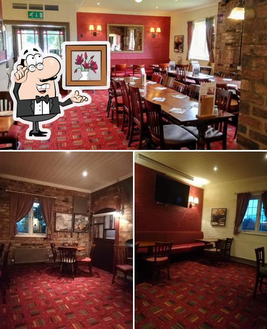 The interior of Toby Carvery Shenstone