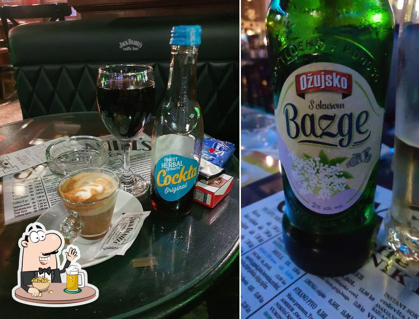 Puoi goderti un rinfrescante bicchiere di birra chiara o scura