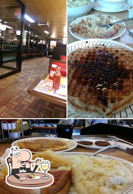 Platos en Waffle House