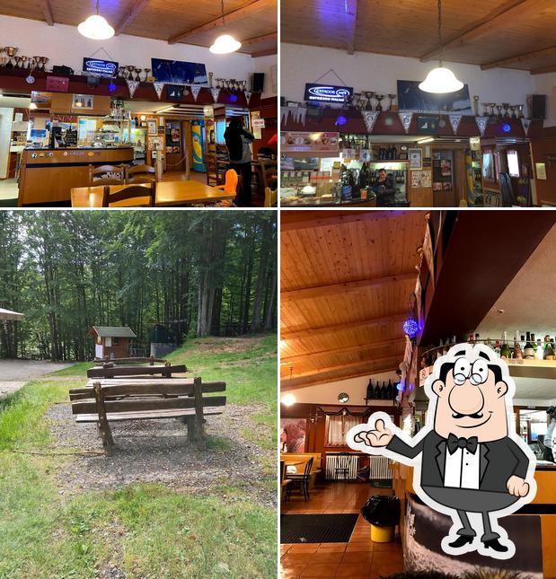 Voici la photo indiquant la intérieur et comptoir de bar sur Rifugio Capanna