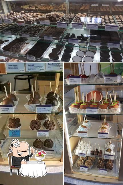 Rocky Mountain Chocolate Factory tiene gran variedad de postres