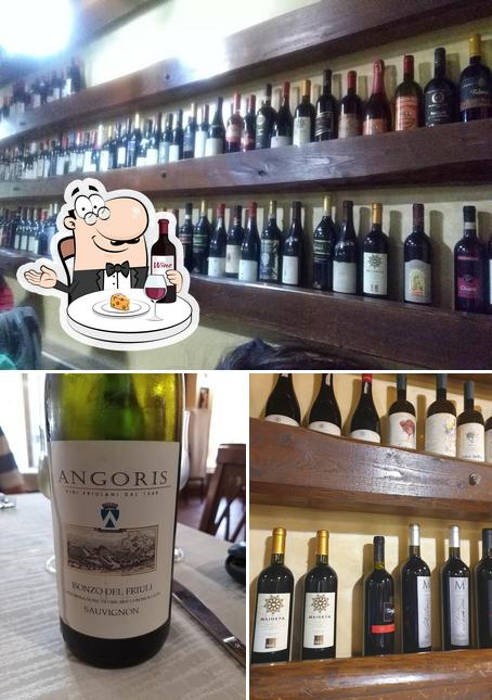 È gradevole godersi un bicchiere di vino a Papetto Srl