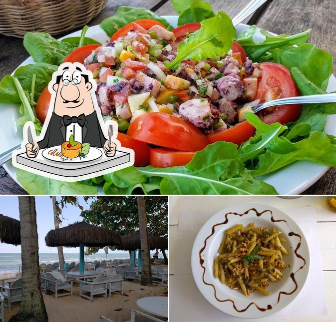 O Maré Beach Bar se destaca pelo comida e interior