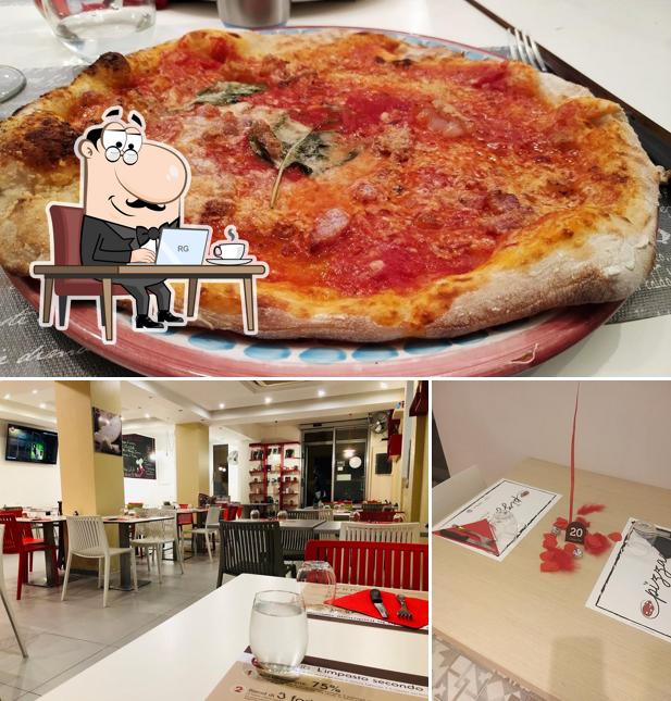 La interni e pizza del ristorante