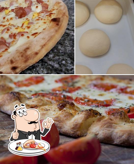 Ordina una pizza a The Drink Pizzeria & Panineria