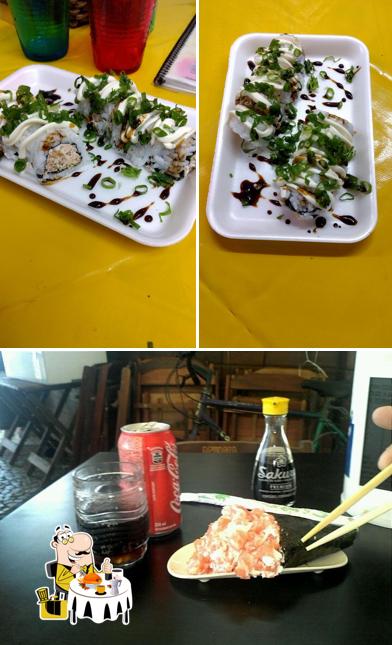 Entre diferentes coisas, comida e interior podem ser encontrados no Mid Maki