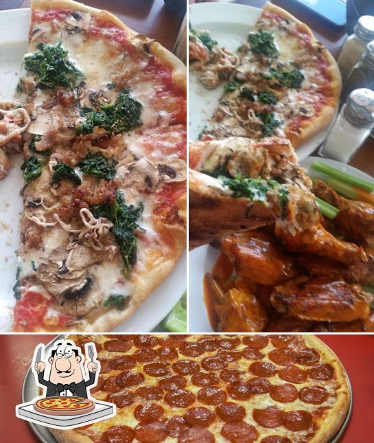 Try out pizza at Atlantis Pizzeria