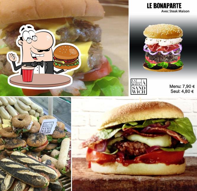 Order a burger at La boîte à Sandwichs - Sandwicherie, restauration, burgers et frites