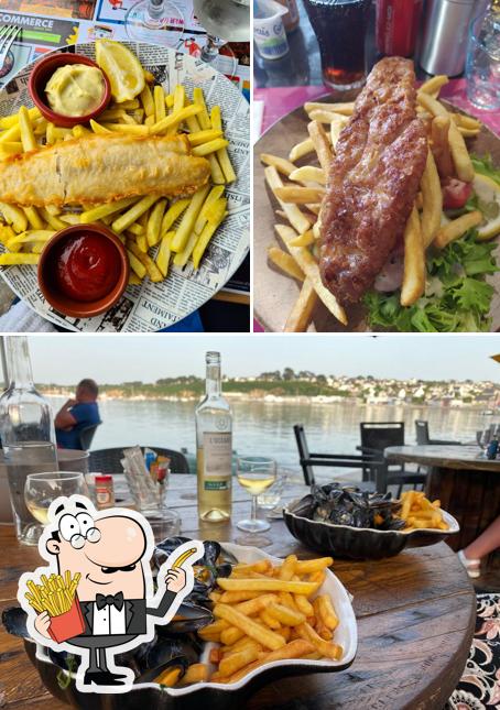 Essayez des pommes frites à Moulerie du port