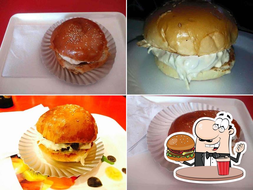 Down town fast food Mysore serves a range of options for burger lovers