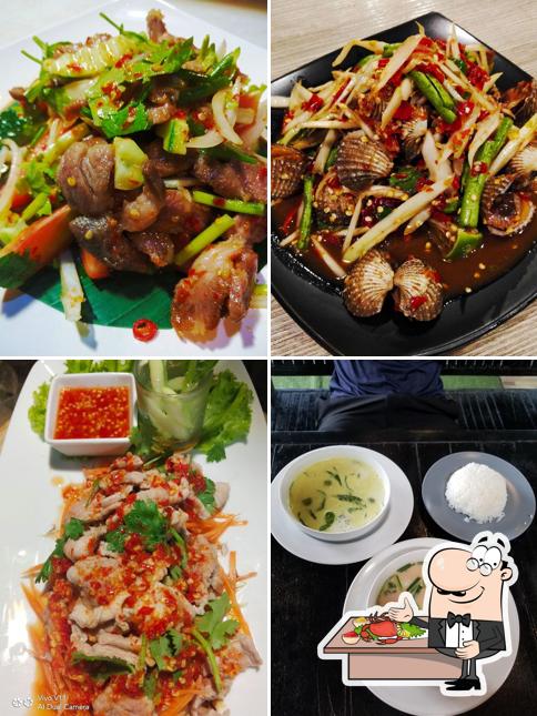 Закажите блюда с морепродуктами в "Zaab Bak Cak"