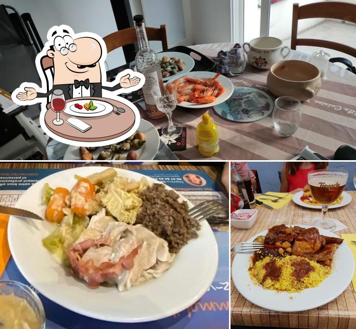 Parmi les diverses choses de la table à manger et la nourriture, une personne peut trouver sur Lambell