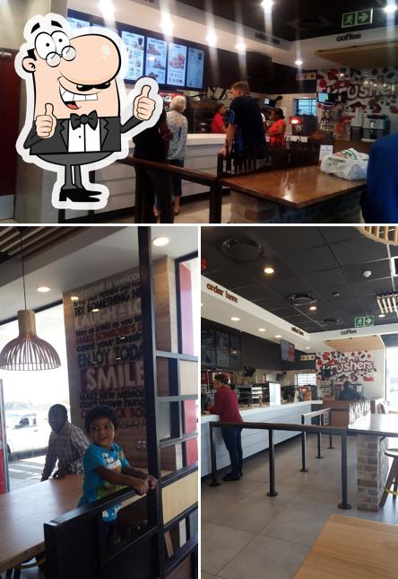 Voici une image de KFC Tzaneen Lifestyle Centre