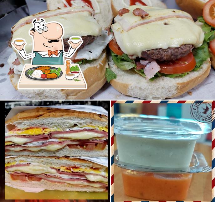Hambúrguer e clube sanduíches em Lanche da Claudinha