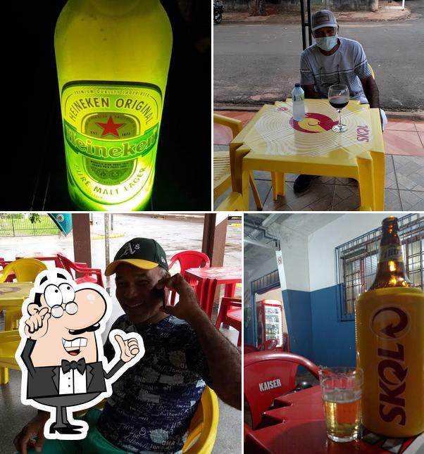 A foto a Bar Do Fumaça’s interior e bebida