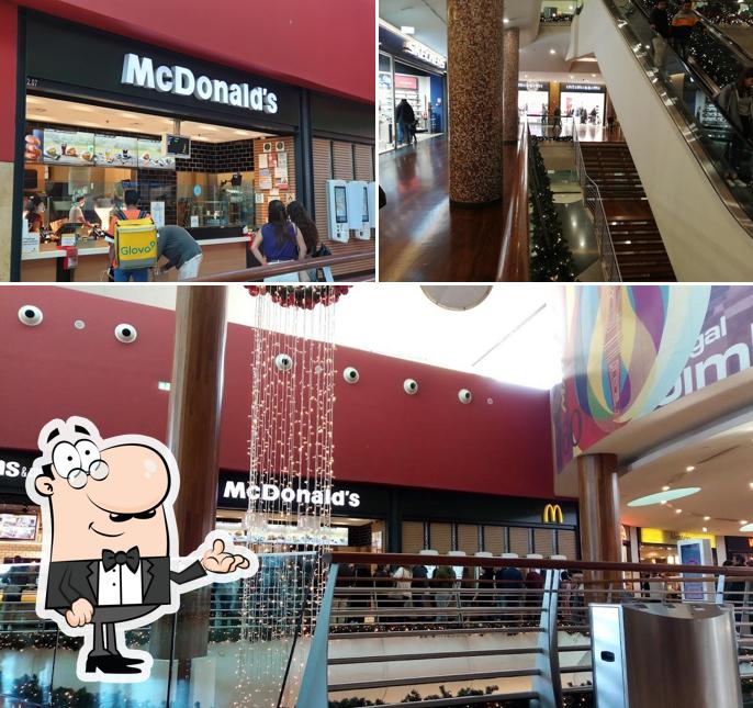 The interior of McDonald’s - Coimbra Forum