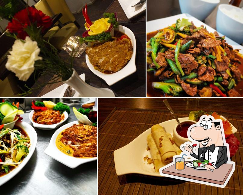 Platos en Thai Cuisine