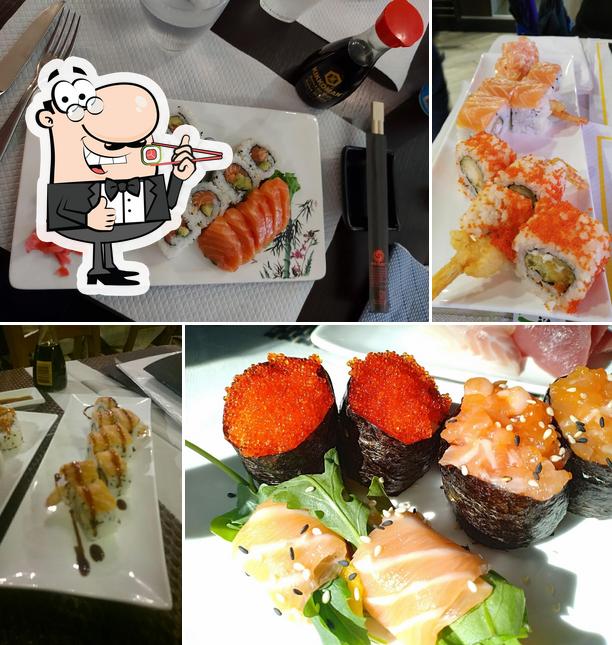 Concediti un sushi a Ristorante Rong Lai