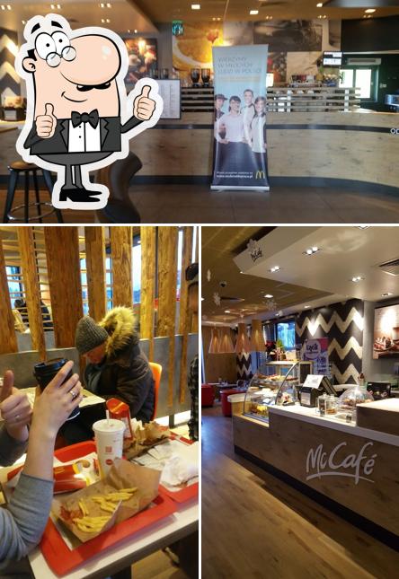 Mire esta foto de Restauracja McDonald's