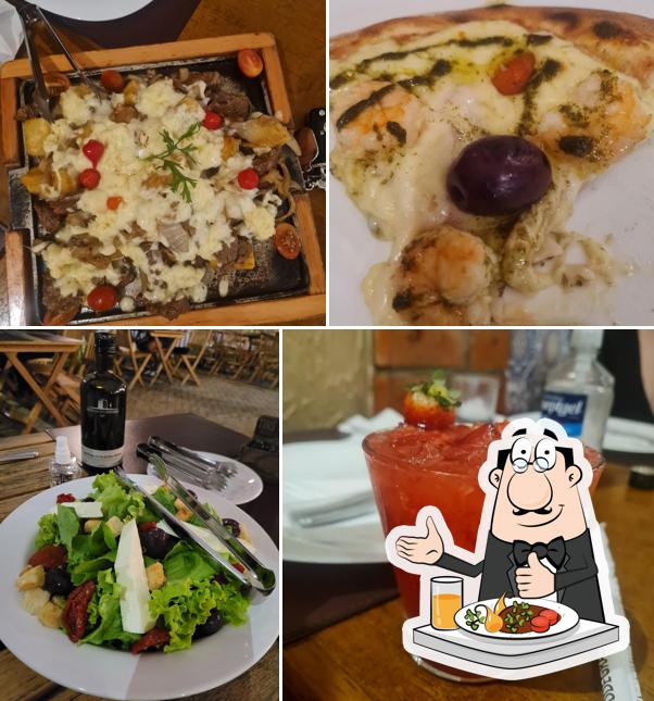 Comida em Churrascaria e Pizzaria Tins Mania