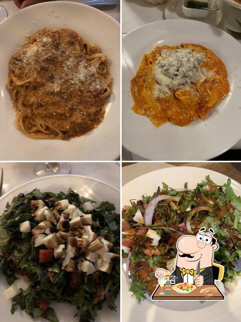 Еда в "Bruno's Italian Bistro"