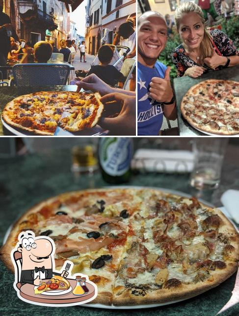 A Pizzeria Fantasia, puoi prenderti una bella pizza